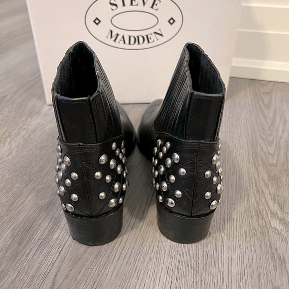 Steve Madden Evvitta Leather Boots - Picture 2 of 4